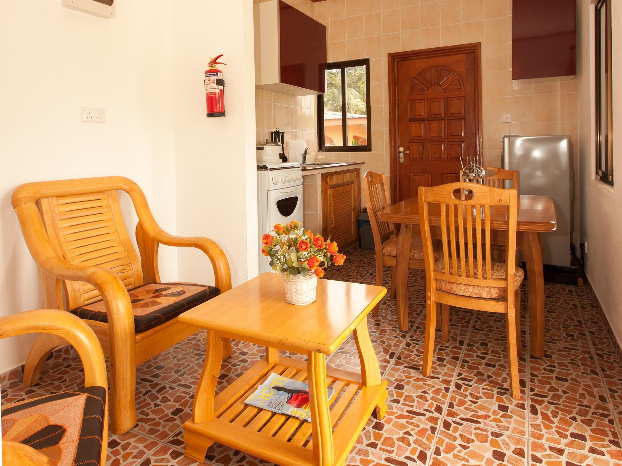 Orchid Self Catering Apartment La Digue Dış mekan fotoğraf